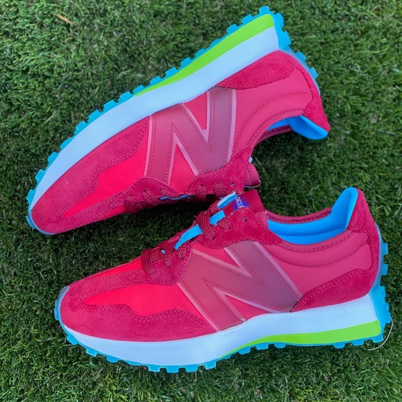 New Balance 327 Concpet Cape Size 6.5(8W) - Picture 1 of 1